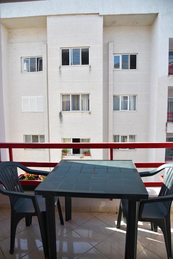 Flowers Apartments Golem  Exterior photo